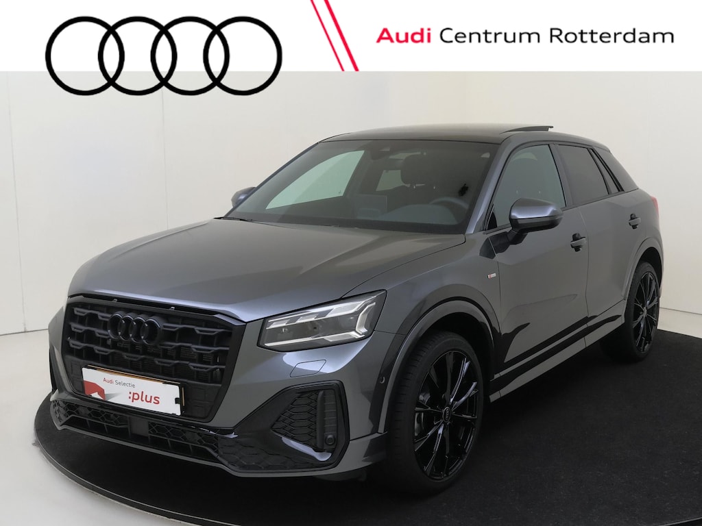 Audi Q2 35 TFSI S Edition | Panoramadak | LED matrix verlichting | Achteruitrijcamera | CarPlay | Sfeerverlichting | 19 inch | Adaptieve cruise control |