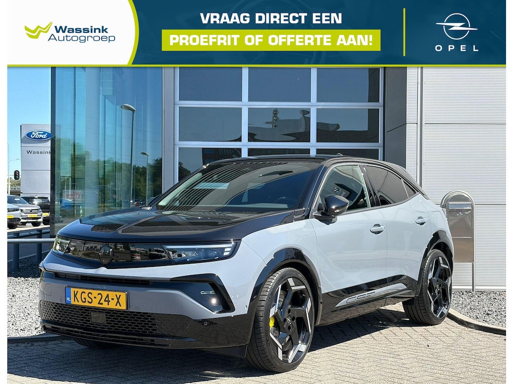 Opel Mokka-e Electric GSE 54 kWh | 281 pk | Navigatie | Sportstoelen Alcantara | Winterpack | 20 inch velgen |