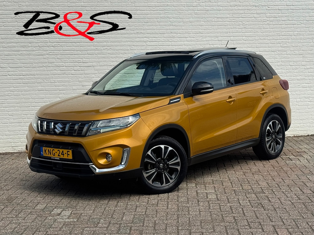 Suzuki Vitara 1.5 Hybrid Style Trekhaak Panorama dak Camera Adaptieve cruise Keyless Clima