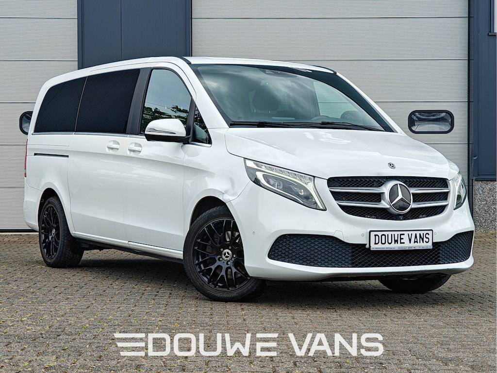 Mercedes-Benz V-klasse V300 L2 DC Avantgarde 360 Camera Trekhaak 239PK (BE-kent. Vraag voor meer info NLD)