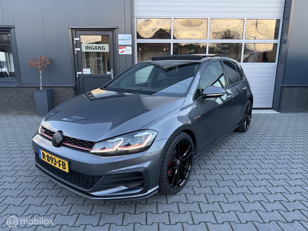 Volkswagen Golf 2.0 TSI GTI / DSG /Pano / Virtual / Trekhaak