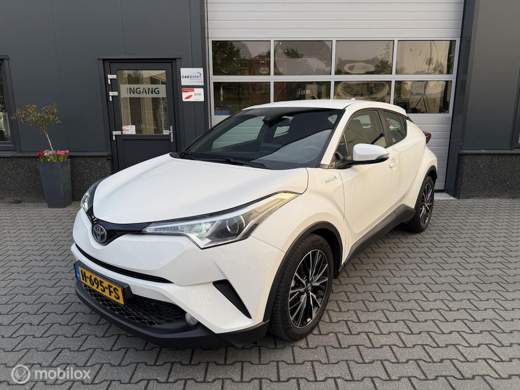 Toyota C-HR / C-HR+ 1.8 Hybrid Dynamic / Camera / ACC