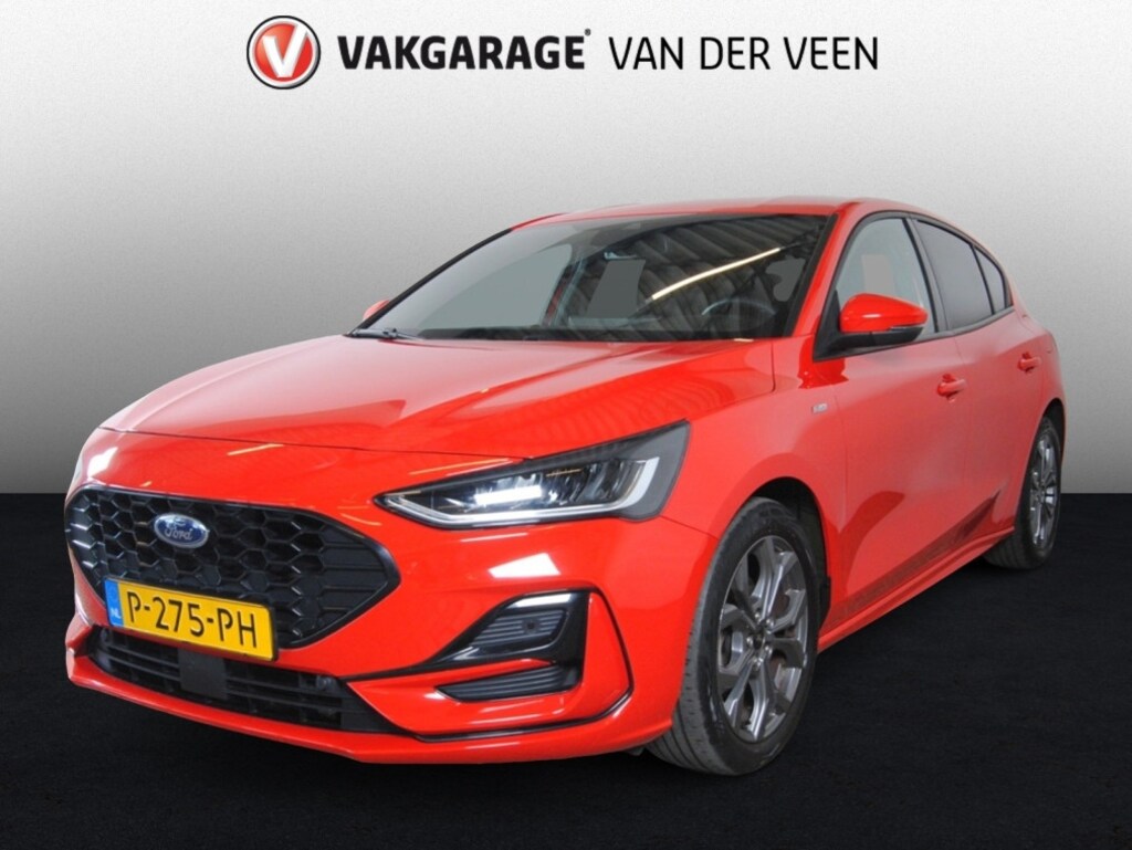 Ford Focus 1.0 EBH ST Line X | Carplay | Camera | Groot scherm | Navi
