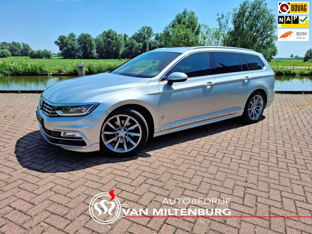 Volkswagen Passat Variant 1.5 TSI Highline Business R Digi dash leder Apple/android