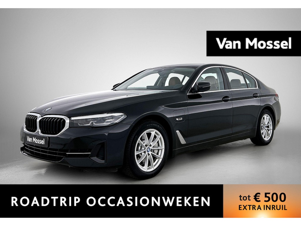 BMW 5-Serie Berline 530e 215kW xDrive | Automaat | Achteruitrijcamera | Parkeersensoren | Lederen Bekleding | Climate Control |
