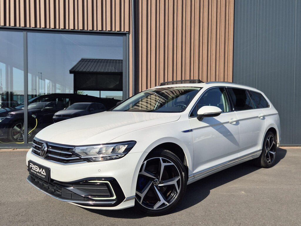 Volkswagen Passat Variant 1.4 TSI PHEV GTE Business | BTW | SOH 95% | Pano | Camera | Trekhaak | LED | 18''