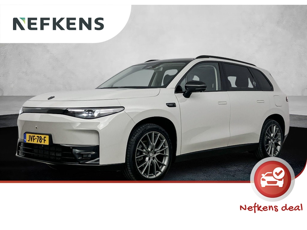 Leapmotor C10 Design Hybrid 28.4 kWh | 1500 kg Trekgewicht | Panoramadak | 360 Camera | Navigatie | Stoel Verwarming / Ventilatie | Cruise Control Adaptief | 20 Inch Velgen