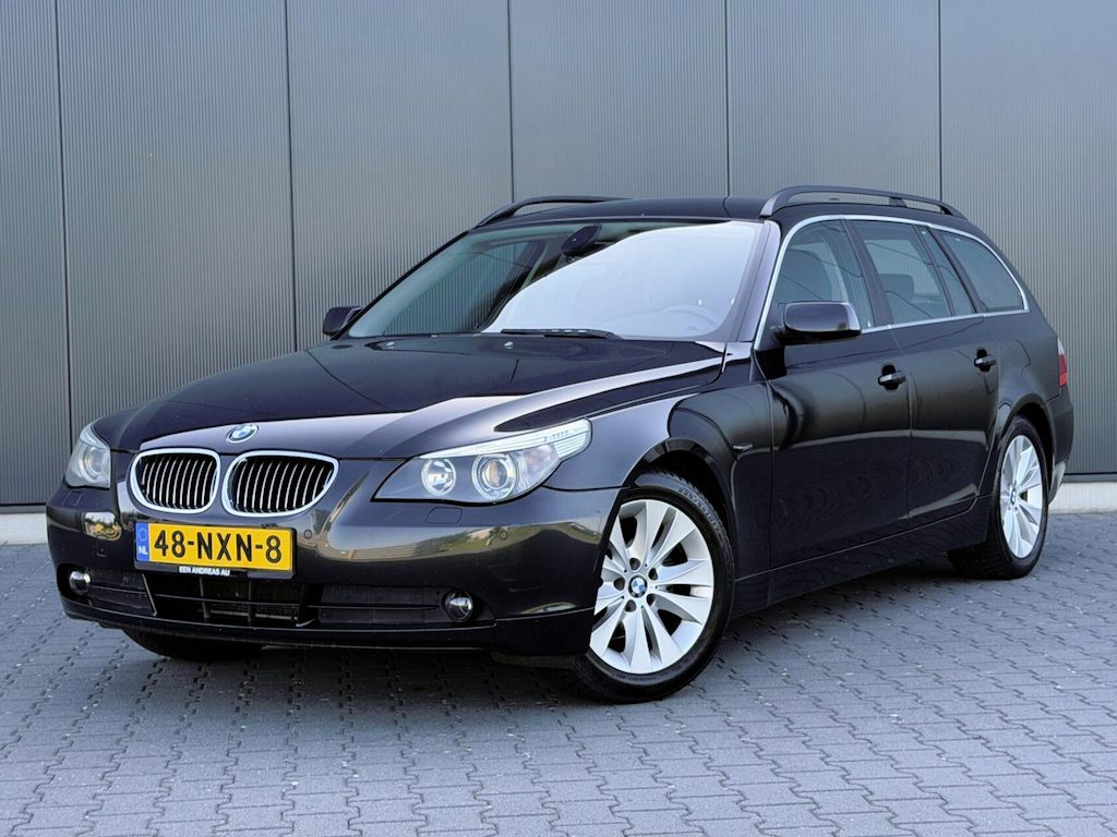 BMW 5-Serie Touring 523I LCI Facelift - Xenon - Stoelverwarming
