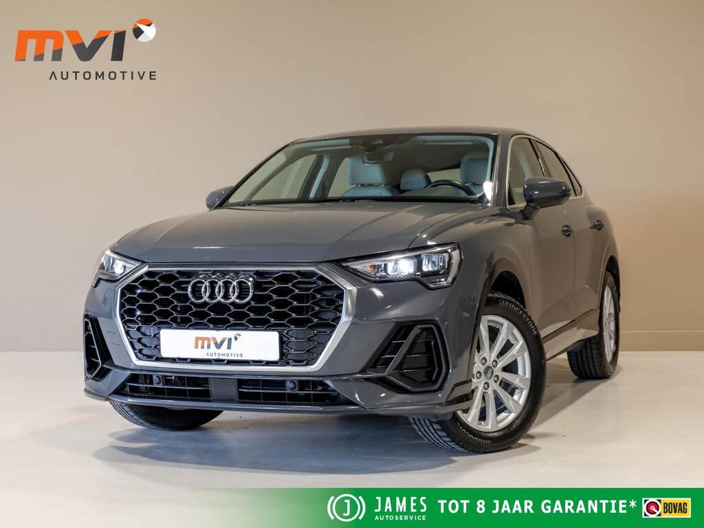 Audi Q3 Sportback 35 TFSI Business Edition / 150pk / Leder / Dodehoek herkenning / Stoelverwarming /