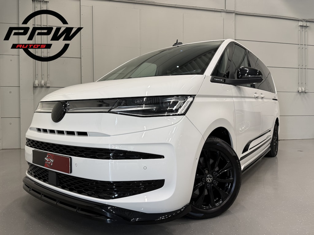 Volkswagen Multivan 1.4 eHybrid L2 EDITION PANO/BODYKIT/TREKHAAK/SOH 90%/18"BLACK/IQ-LIGHT/STANDKACHEL/CAMERA/SFEER/KEYLESS/PDC+ASSIST/VOLLEDIG VW DEALER HISTORIE