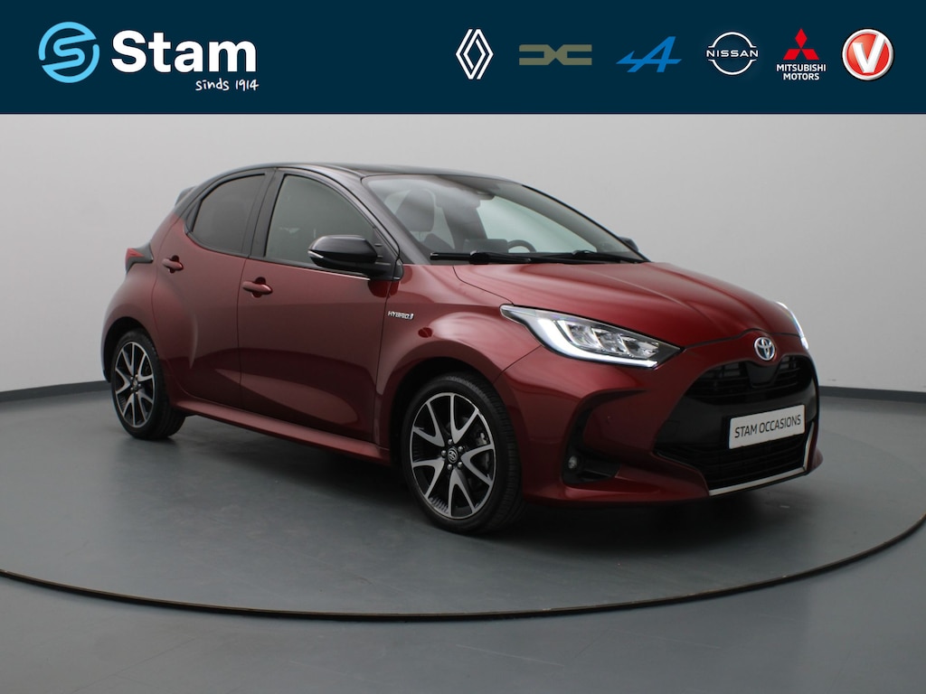 Toyota Yaris 1.5 Hybrid Executive Head-up display | JBL