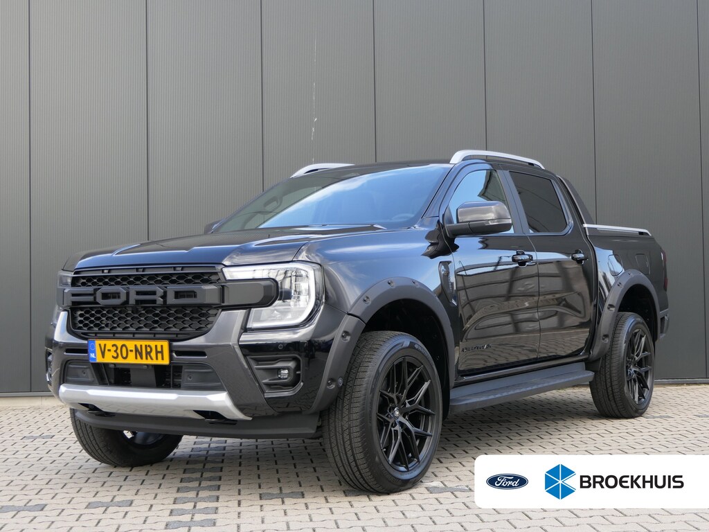 Ford Ranger 2.3 Wildtrak Double Cab PHEV | Custom RVS uitlaat | 20’’ | Wielkastverbreders | Camera | Adaptive Cruise | Rollertop