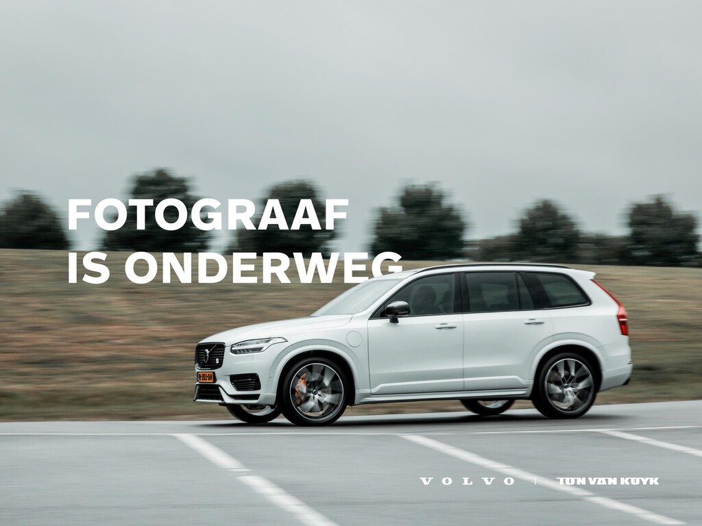 Volvo XC90 2.0 T8 Plug-in hybrid AWD Ultra Black Ed. Exec. extra getinte ramen / 22 inch licht metaal