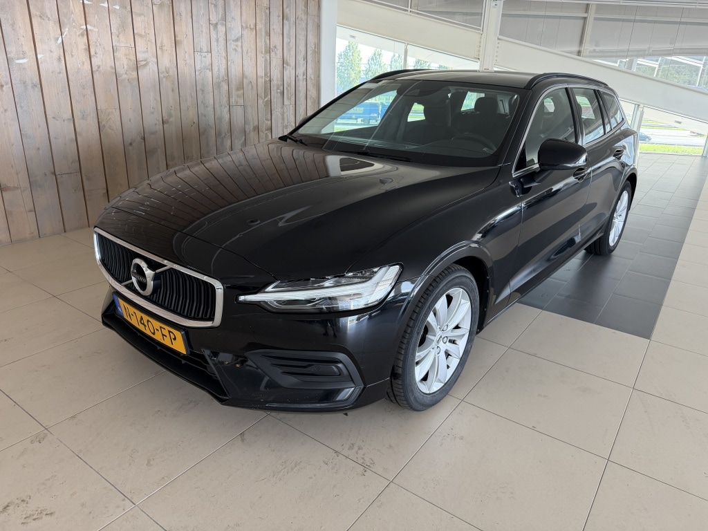 Volvo V60 2.0 B3 Momentum Business