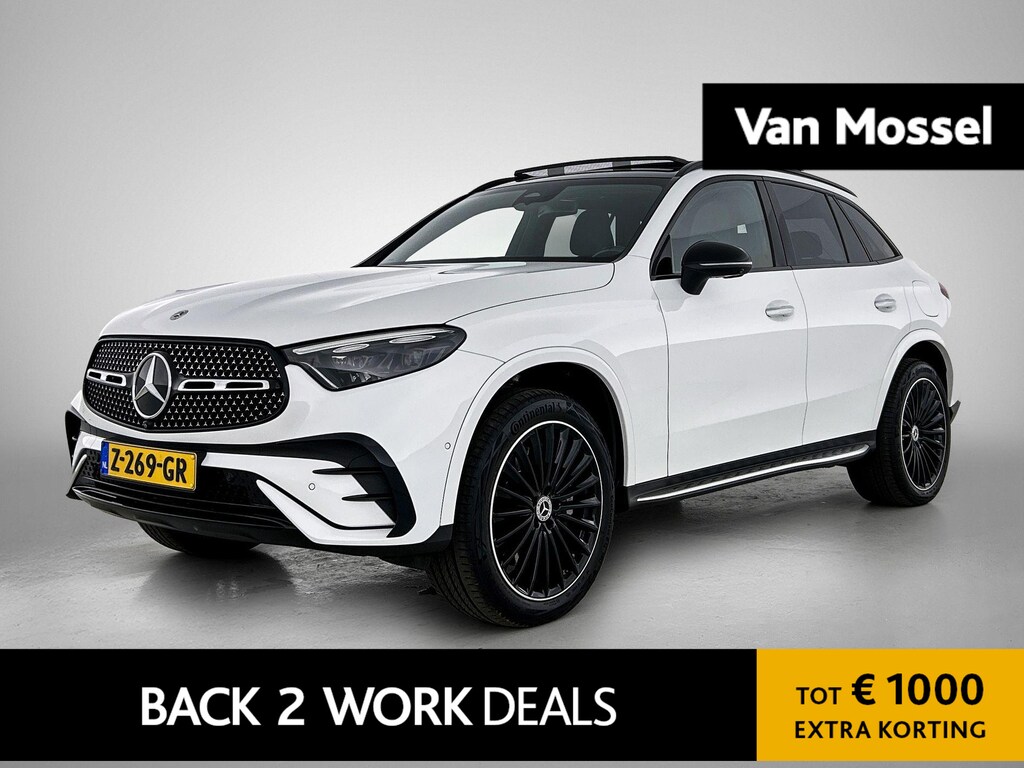 Mercedes-Benz GLC 300e 4MATIC AMG Line | Automaat | Panorama dak | Matrix LED | Burmester 3D | MANUFAKTUR Opalite White | Dashcam | Trekhaak | Heads-Up Display | 4-Zone Climate control | Apple Carplay / Android Auto | Treeplanken | Stoelverwarming | Navigatie | 360 Camera | Half Leder | Parkeersensoren | Sfeerverlichting | 20” AMG Lichtmetalen Velgen |