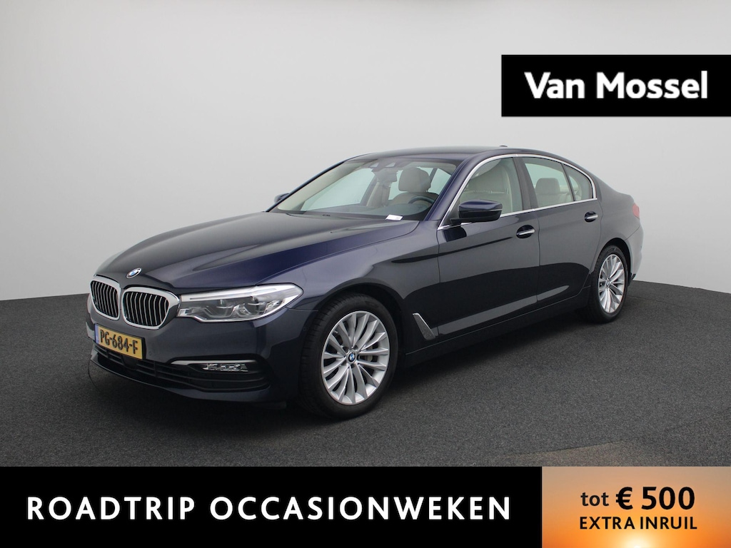 BMW 5-Serie 530i High Executive | Achteruitrijcamera | Parkeersensoren | Stoelverwarming | Lederen Bekleding |