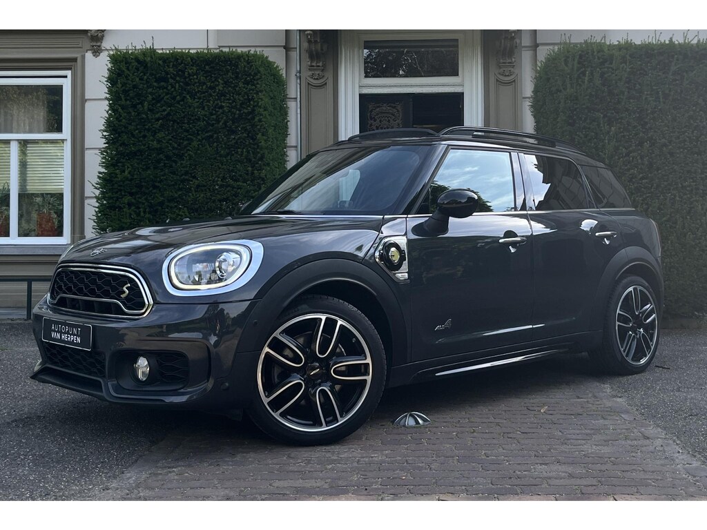 MINI Countryman 1.5 Cooper S E ALL4 Chili PANO | H&K | HUD | JCW PAKKET | CARPLAY | MEMORY
