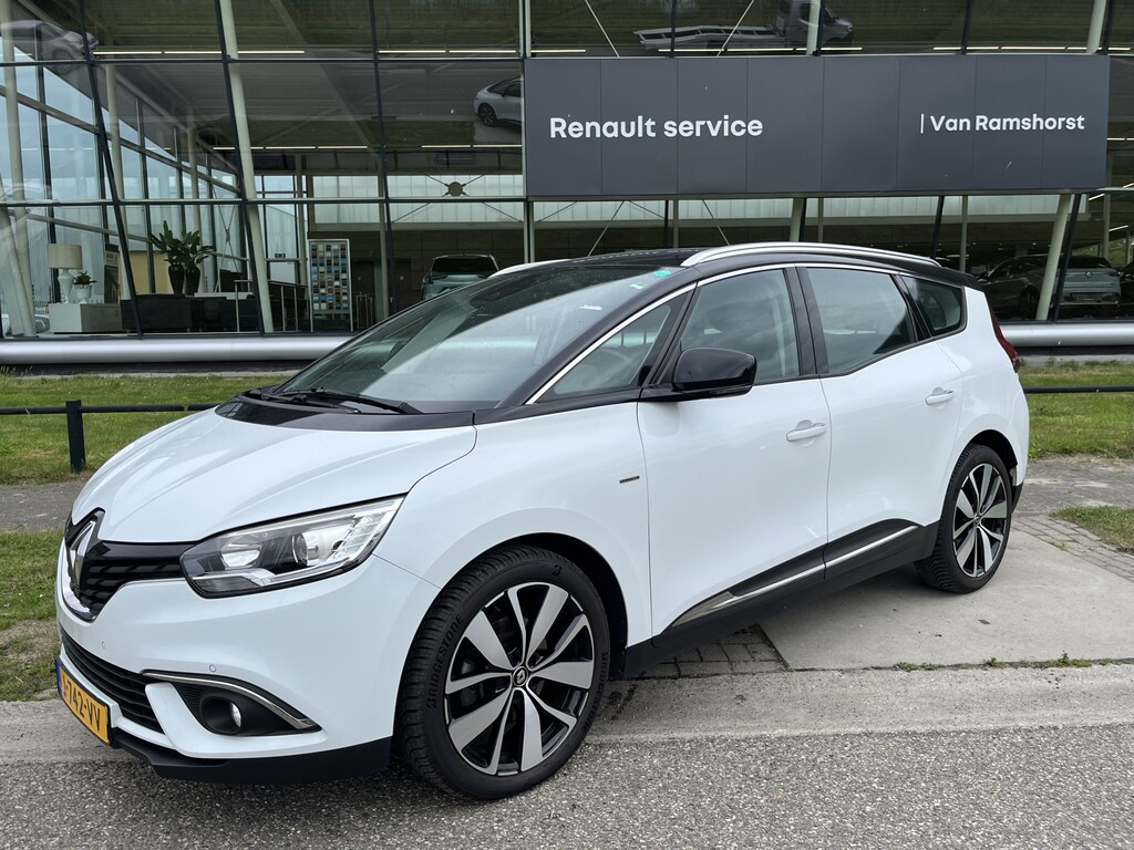 Renault Grand Scenic 1.3 TCe Limited 140PK / Trekhaak / Parkeerhulp V+A / Navigatie / Climate /
