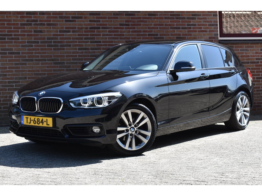 BMW 1-Serie 120d Executive '17 LED Clima Navi Cruise Leder Inruil mogelijk