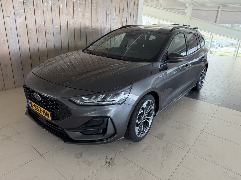 Ford Focus Wagon 1.0 EcoBoost ST Line Business