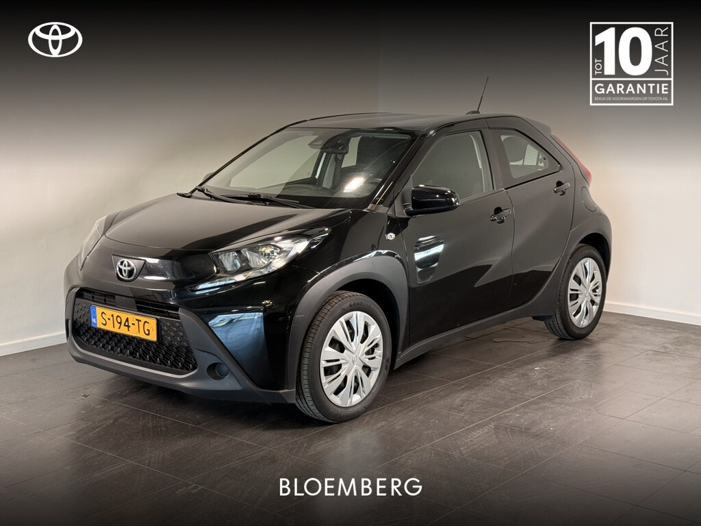 Toyota Aygo X 1.0 VVT-i MT Play | Apple CarPlay | Achteruitrijcamera |