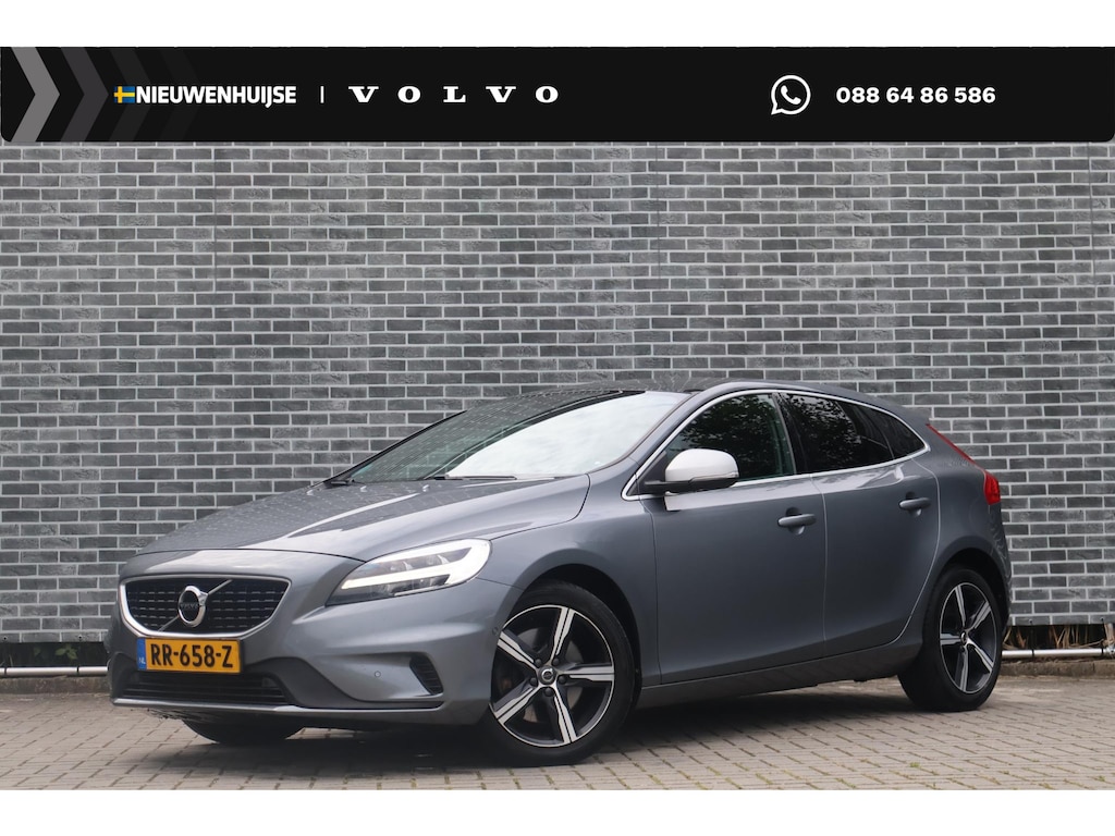 Volvo V40 2.0 D3 Business Sport | R-Design |  Trekhaak | Navigatie | High Performance Audio | Achteruitrijcamera | Parkeersensoren | Panoramadak | LED Koplampen | Keyless Entry | Lederen Bekleding | Stoelverwarming