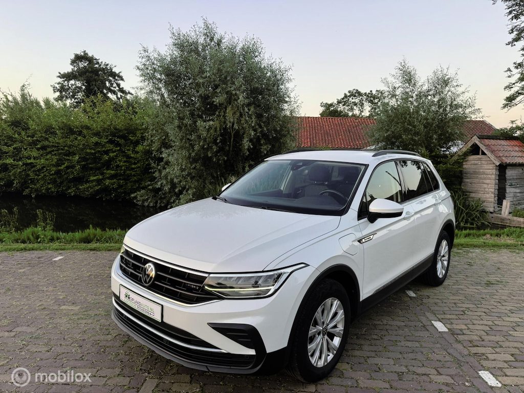 Volkswagen Tiguan 1.4 TSI eHybrid PHEV Life | ACC | Camera