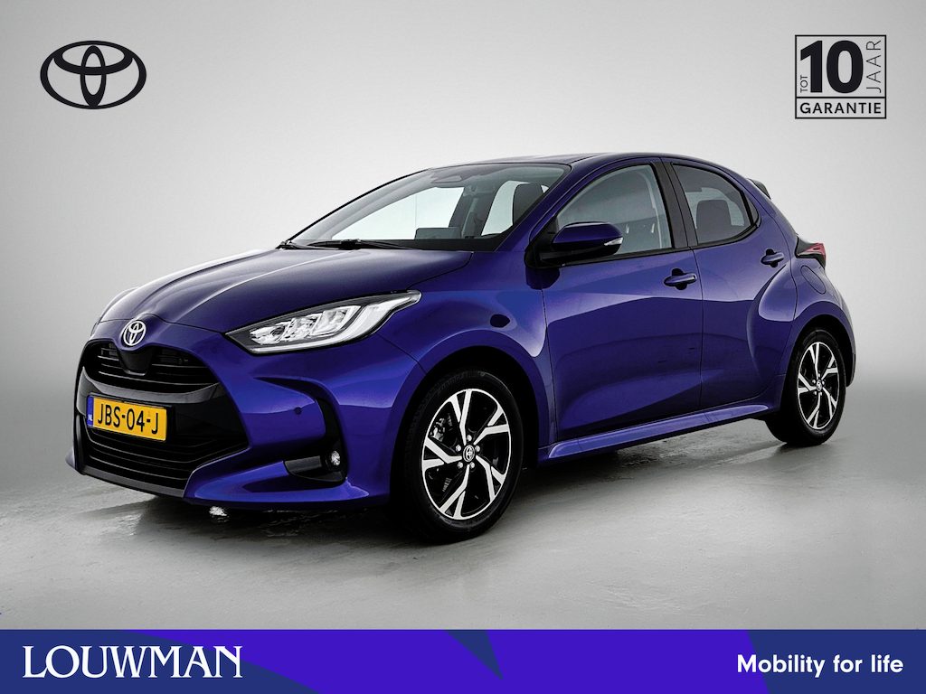 Toyota Yaris 1.5 Hybrid 115 Dynamic Comfort Pack | BTW voertuig | Dealer onderhouden | Dodehoek detectie | Stoel+stuurverwarming | Parkeersensoren voor+achter | Apple CarPlay/Android auto | SL92