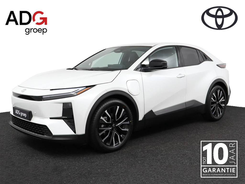Toyota C-HR / C-HR+ First Edition 77 kWh | Nieuw uit voorraad leverbaar | 20" Lichtmetalen velgen | Parelmoer |