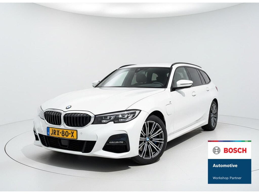 BMW 3-Serie Touring 330e M sport ACC Trekhaak