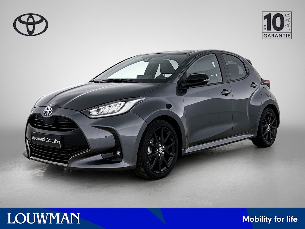 Toyota Yaris 1.5 Hybrid Executive + | JBL | Head-Up Display | Dodehoek detectie | Stoel+stuurverwarming | Parkeersensoren voor+achter | Draadloze telefoonlader | Navigatie | Apple CarPlay/Android Auto | Rijklaar