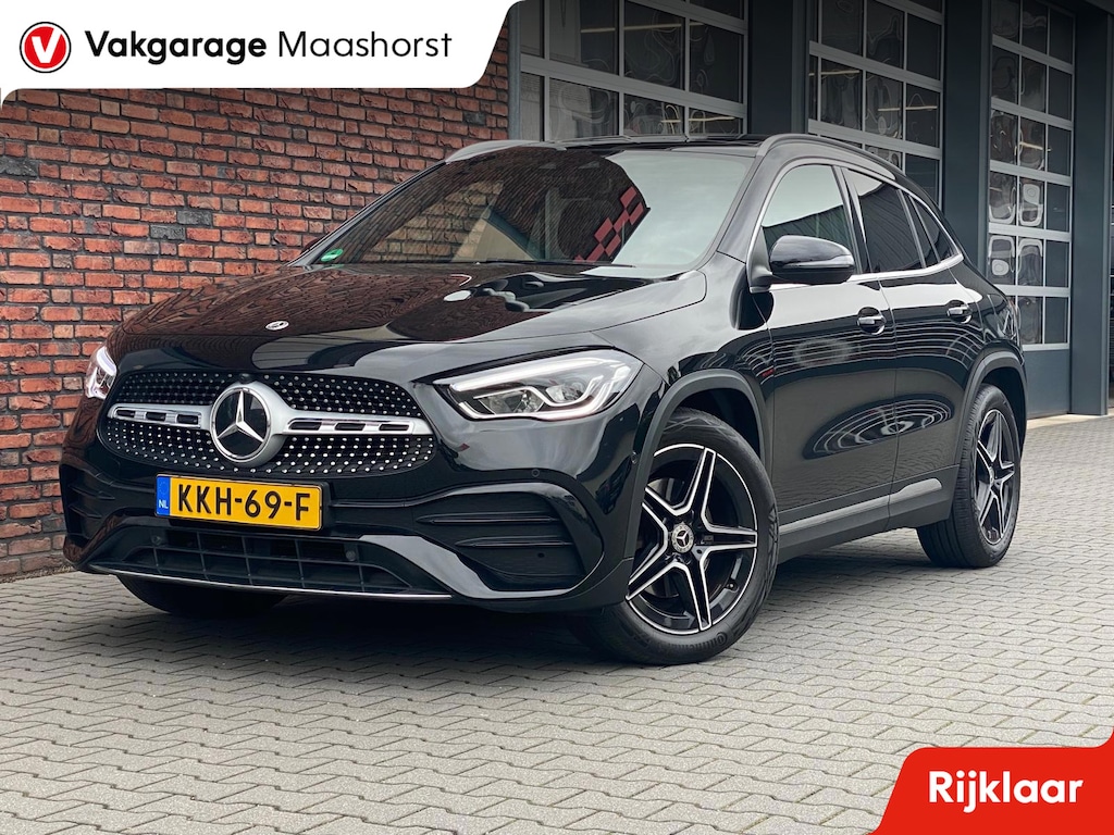 Mercedes-Benz GLA 250 4MATIC AMG Line ambilight