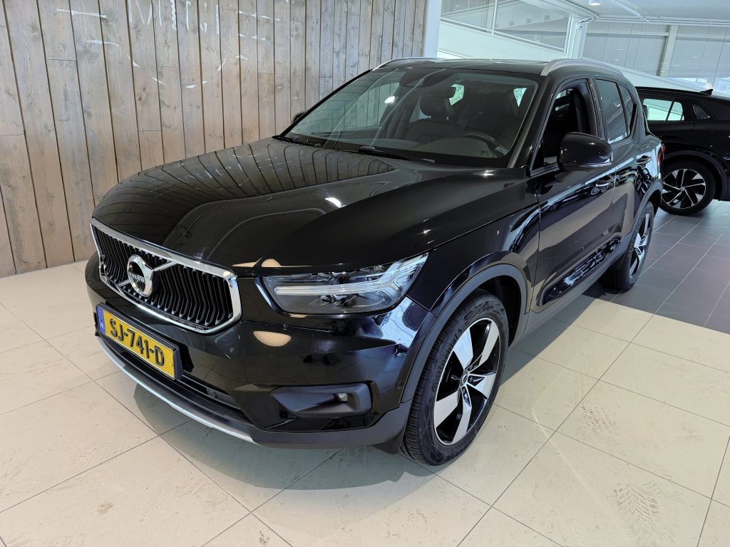 Volvo XC40 2.0 T5 AWD Intro Edition