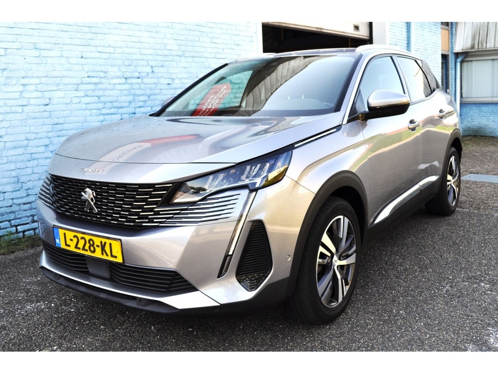 Peugeot 3008 1.2 Turbo Allure key-l. cam. elektr aklep ind laden