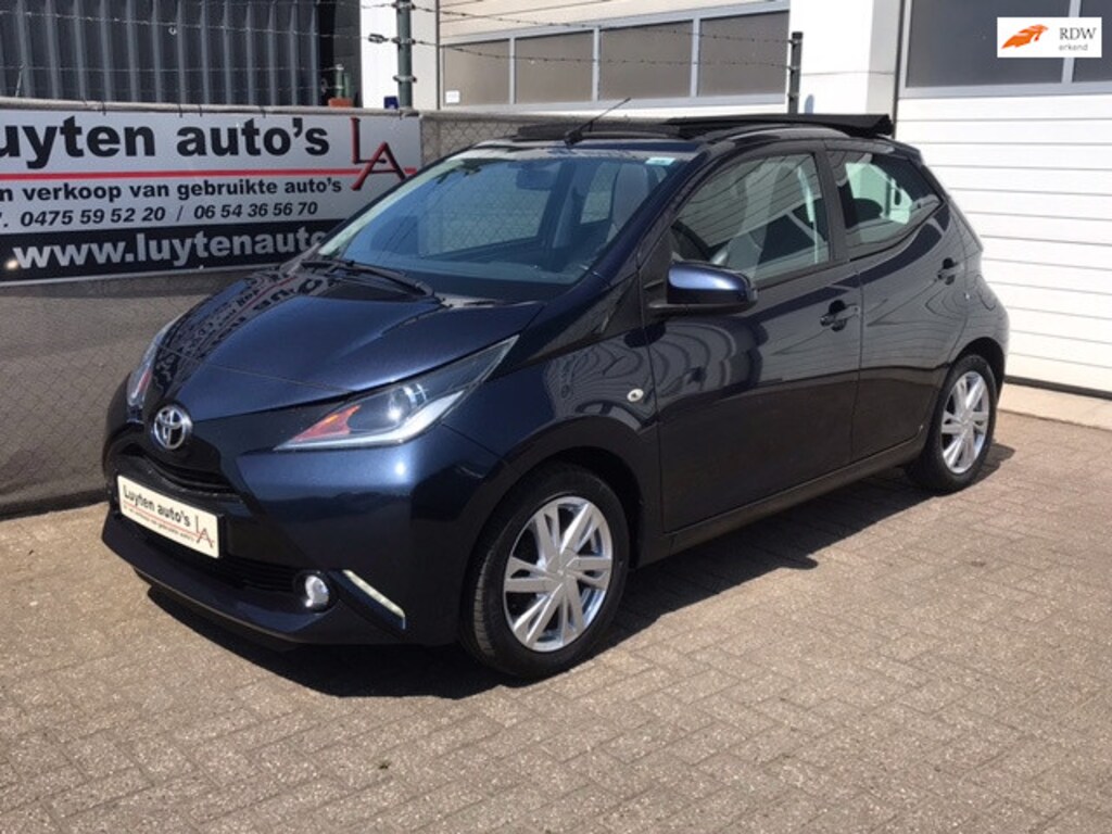 Toyota Aygo 1.0 VVT-i x-wave 5 drs cabrio top ,duurste uitv.