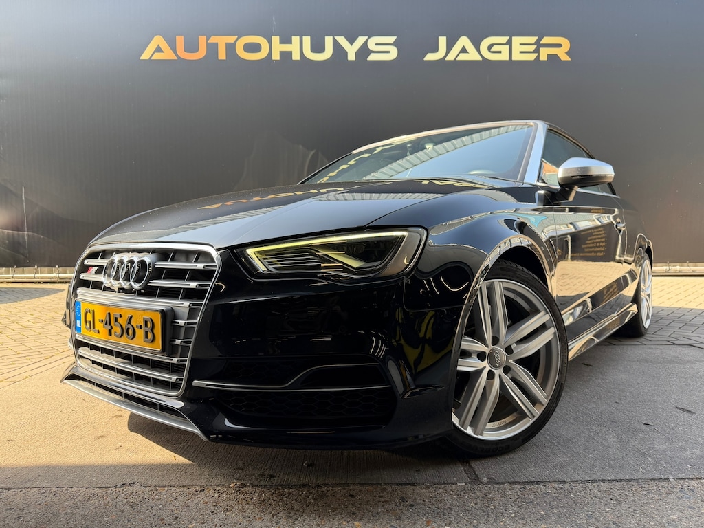 Audi A3 Cabriolet 2.0 TFSI S3 Quattro Automaat Sline B&O Camera Nekverwarming Alcantara Dodehoek detectie