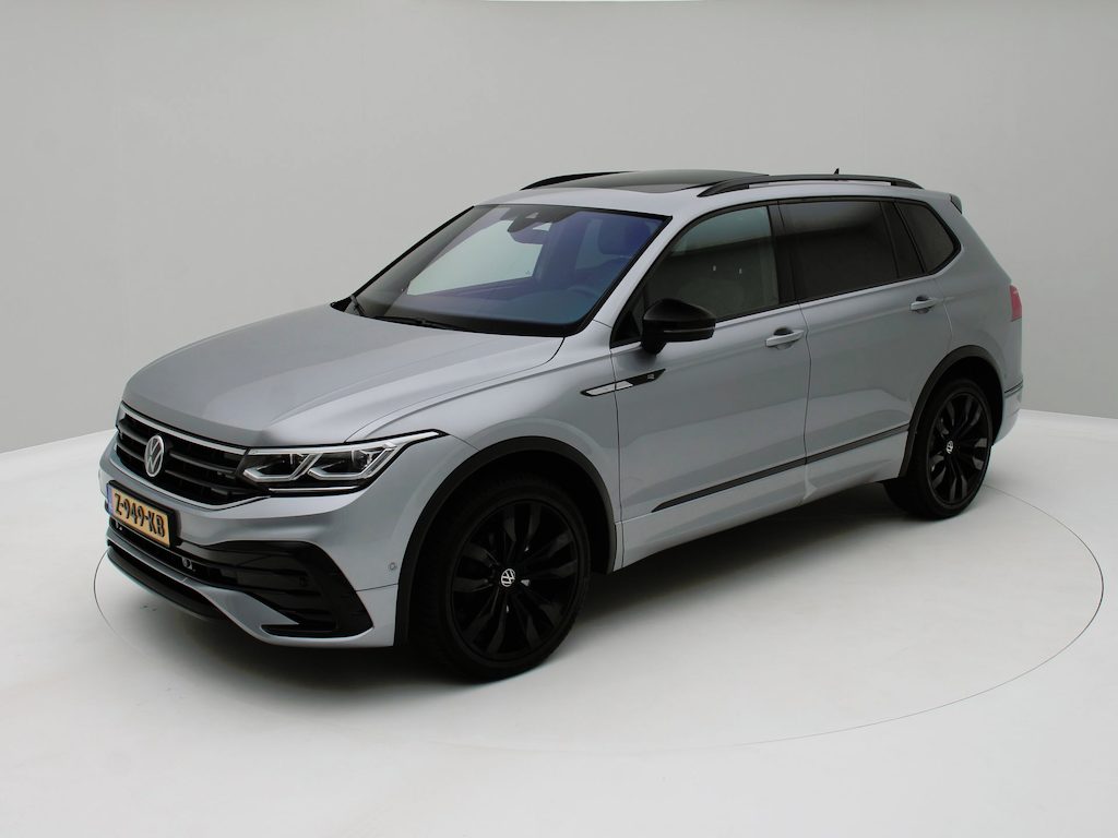 Volkswagen Tiguan Allspace 1.5 TSI R-Line Business / 7p. / Black L. Style / Panorama / Origineel NL