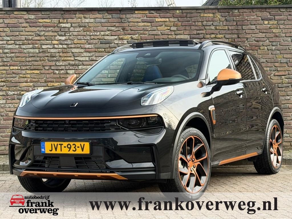 Lynk & Co 01 1.5 Plug in Hybride Copper Edition Zwarte hemel Stuurverwarming