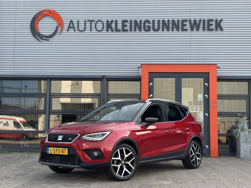 SEAT Arona 1.0 TSI FR Business Intense Plus / Trekhaak Afneembaar / Applecarplay/Androidauto / Stoelverwarming /