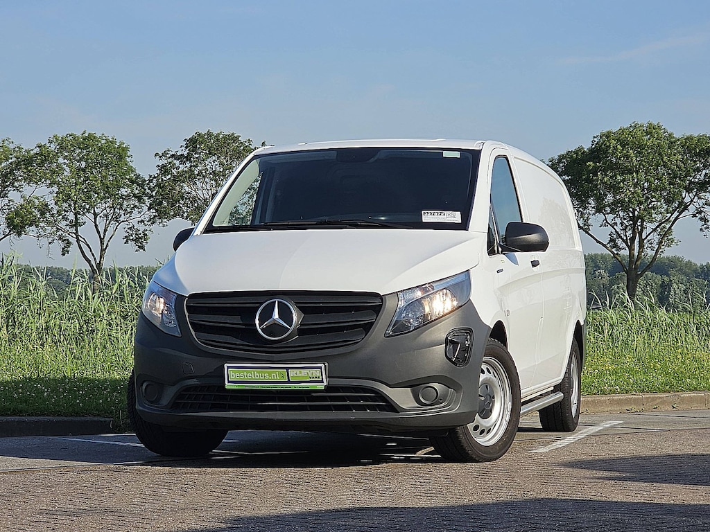 Mercedes-Benz eVito ac carplay 66kWh