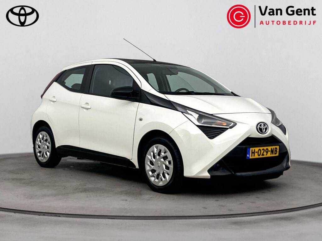 Toyota Aygo 1.0 VVT-i x-play | Apple Carplay / Android Auto | Airco | Camera | Bluetooth