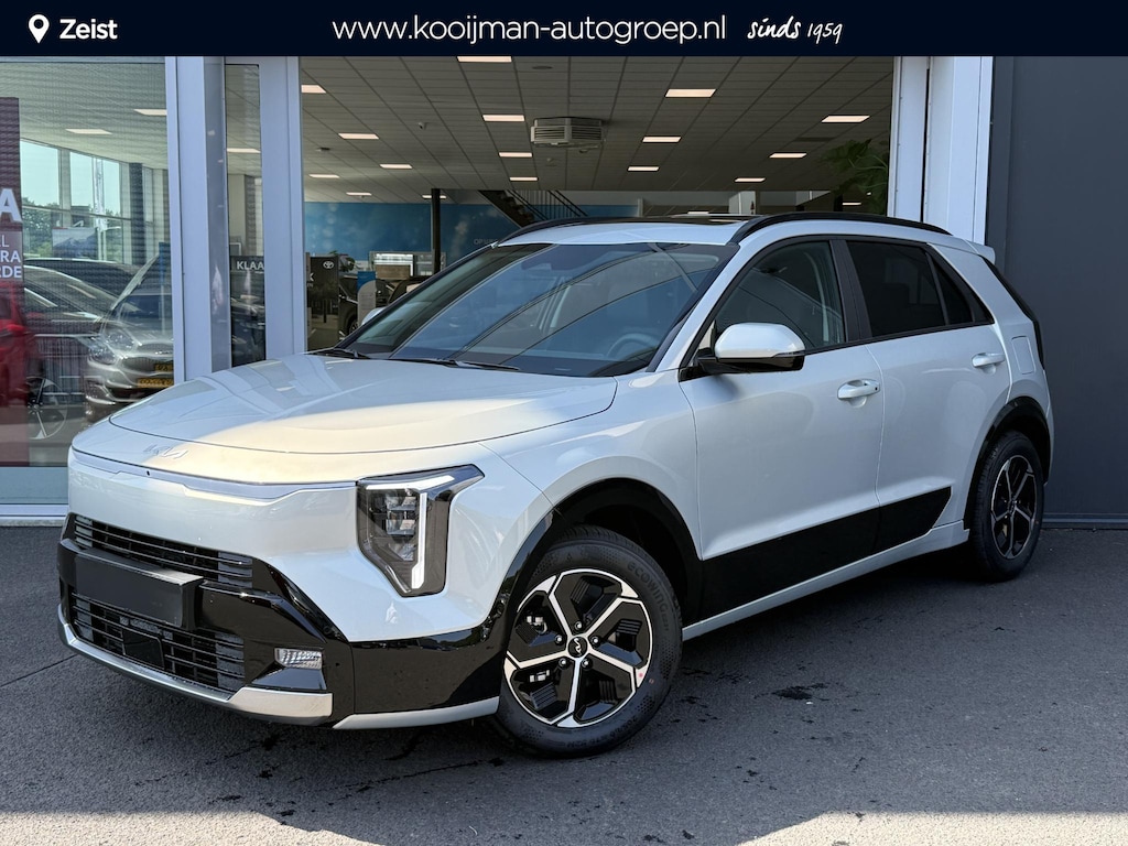 Kia Niro Hybrid Niro DynamicPlusLine | Rijklaarprijs incl. inruilvoordeel | Boek uw proefrit!! / vanaf nu te bestellen!! | schuif/kanteldak | Elektrische achterklep | Harman/Kardon