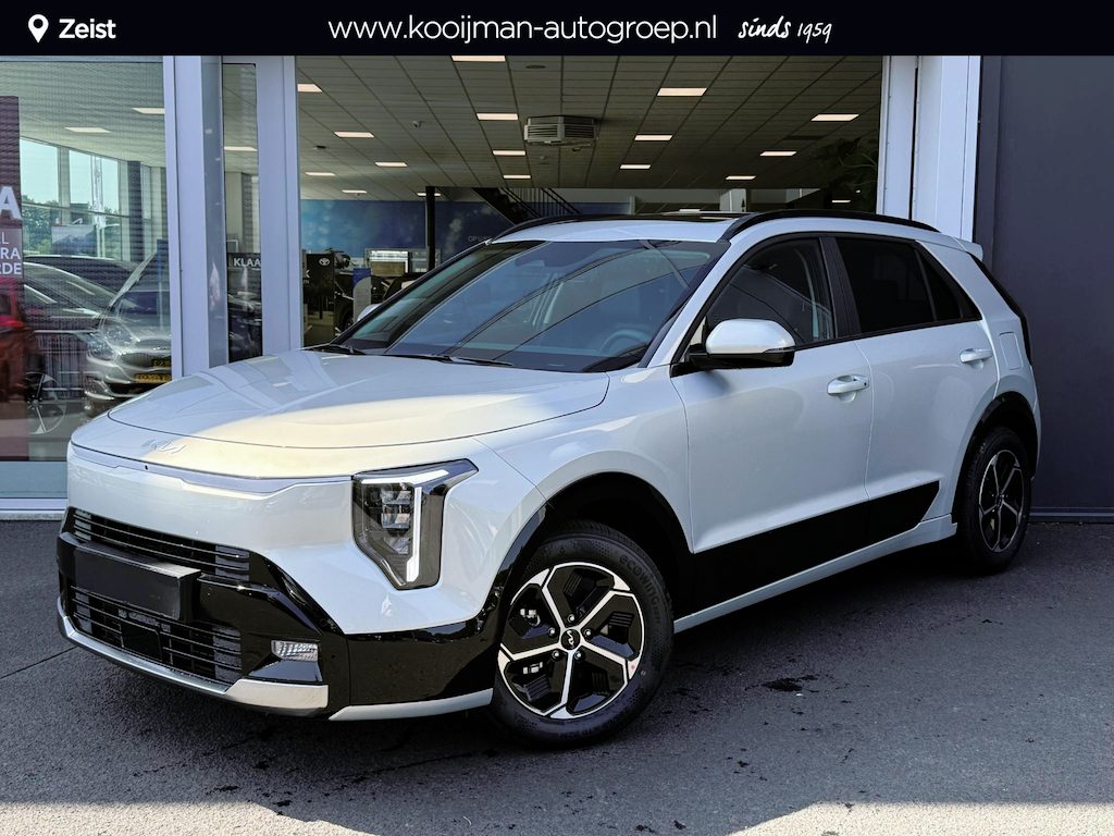 Kia Niro Hybrid Niro DynamicPlusLine | Rijklaarprijs incl. inruilvoordeel | Boek uw proefrit!! / vanaf nu te bestellen!! | schuif/kanteldak | Elektrische achterklep | Harman/Kardon