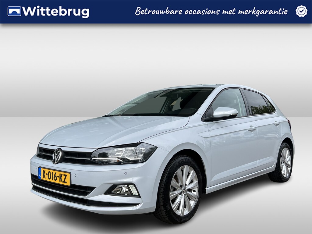Volkswagen Polo 1.0 TSI 95pk Highline Executive / Navigatie / Carplay / Parkeer sensoren V+A / Carplay / 16'' LMV