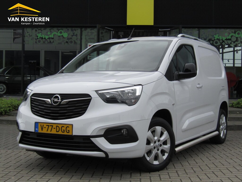 Opel Combo Cargo GB 1.5 Diesel 131pk L1H1 Aut Edition / Trekhaak / Navigatie / Camera / Stoelverwarming / Nieuwstaat