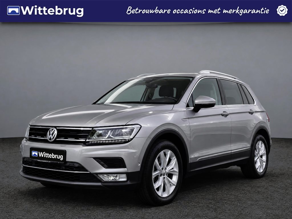 Volkswagen Tiguan 1.4 TSI ACT Highline / Virtual cockpit / Led / Trekhaak / Alcantara / Navi / DSG HAL