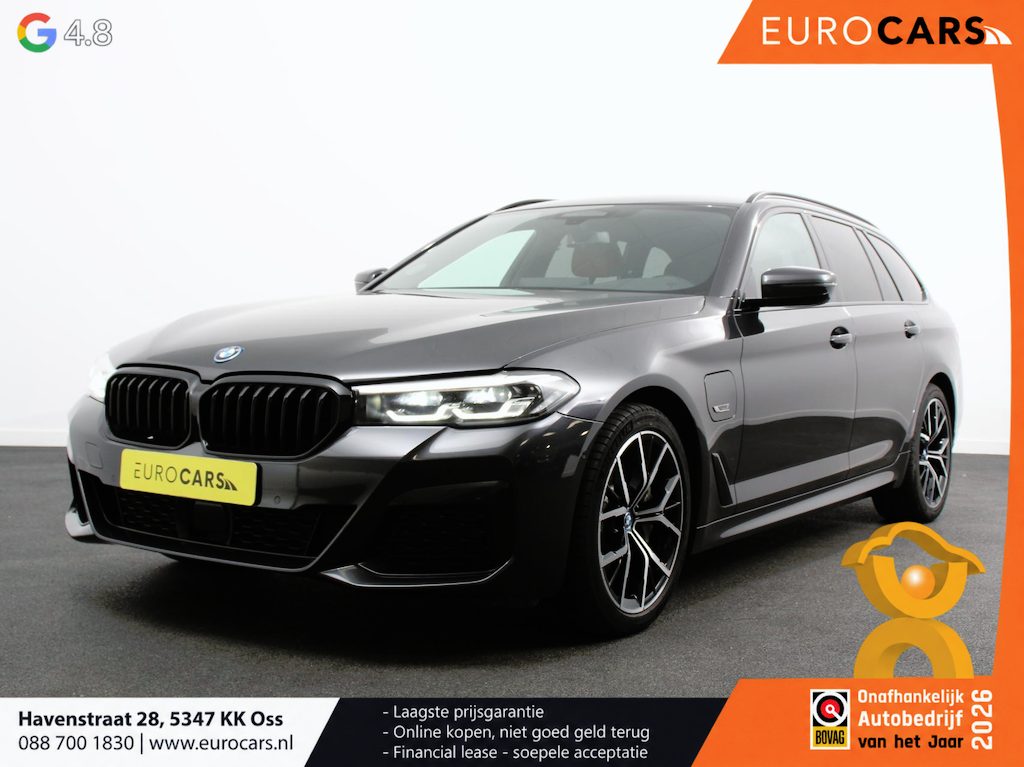 BMW 5-Serie Touring 530e M-Sport High Executive Cimate control Cruise control Navigatie Apple Carplay/ Android Auto Parkeersensoren Camera Lichtmetalen velgen Led