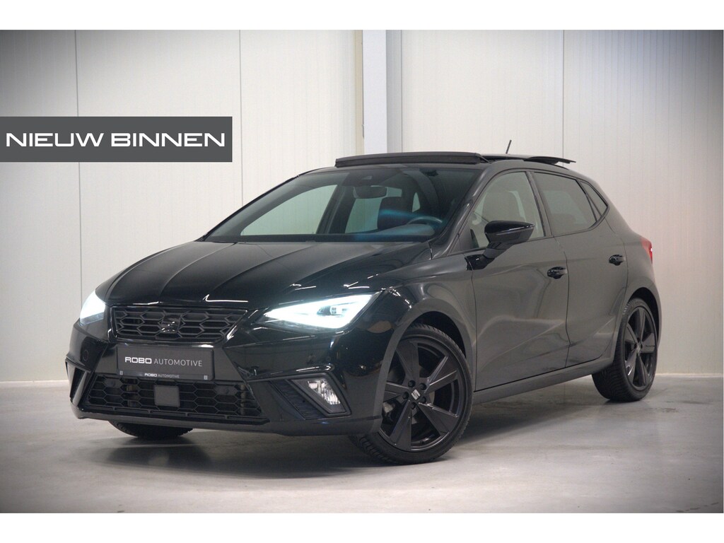 SEAT Ibiza 1.5 TSI FR Business Intense Plus | Panoramadak | Stoelverwarming | Apple Carplay | Adaptive Cruise Control | Camera | Navigatie | Ambiance Verlichting | Parkeersensoren | DAB | Digitale Tellers | Dealer Onderhouden