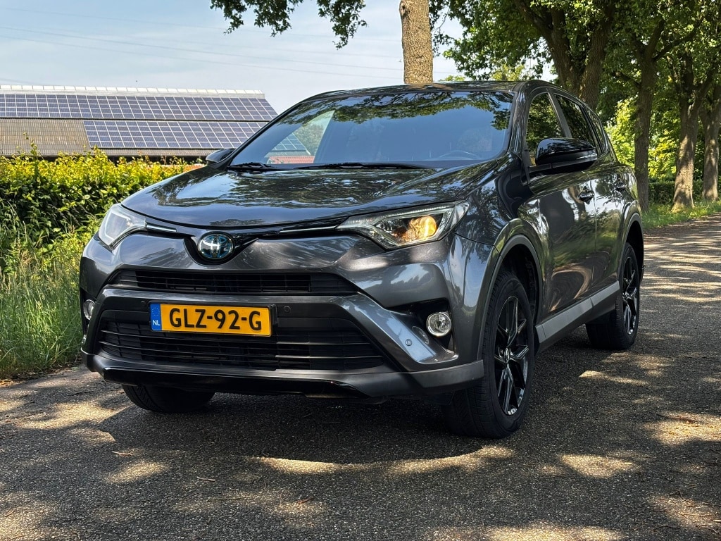 Toyota RAV4 2.5 Hybrid Black Ed.