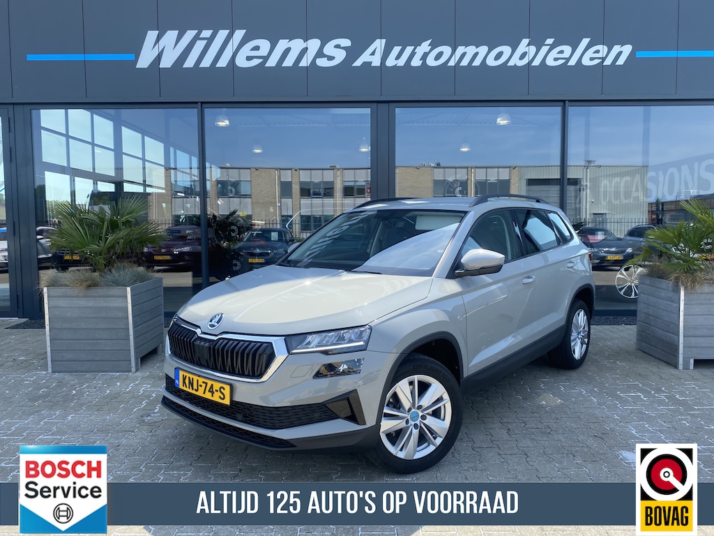 Skoda Karoq 1.5 TSI ACT Business Edition Plus Trekhaak Wegklapbaar, Stoelverwarming & Adaptive Cruise